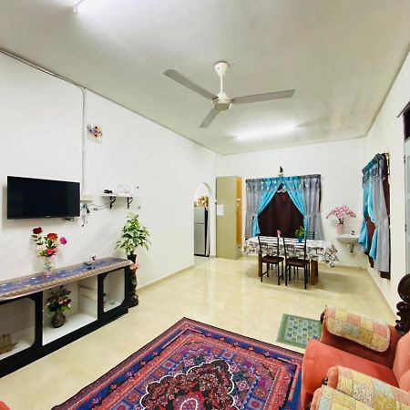 Homestay Ummi Kuala Terengganu Eksteriør bilde